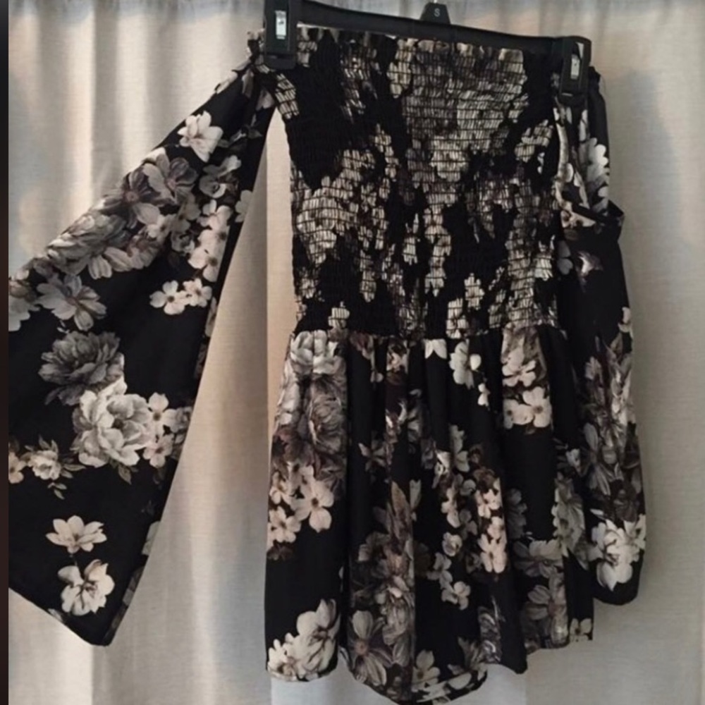 Dainty hooligan romper XS